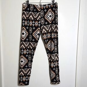 💥No Boundries Tribal Pattern Leggings